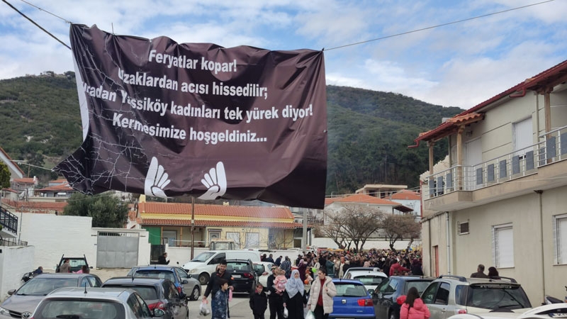 Türkiyedeki depremzedeler için Yassıköy Azınlık Kültür Derneginde Kermes
